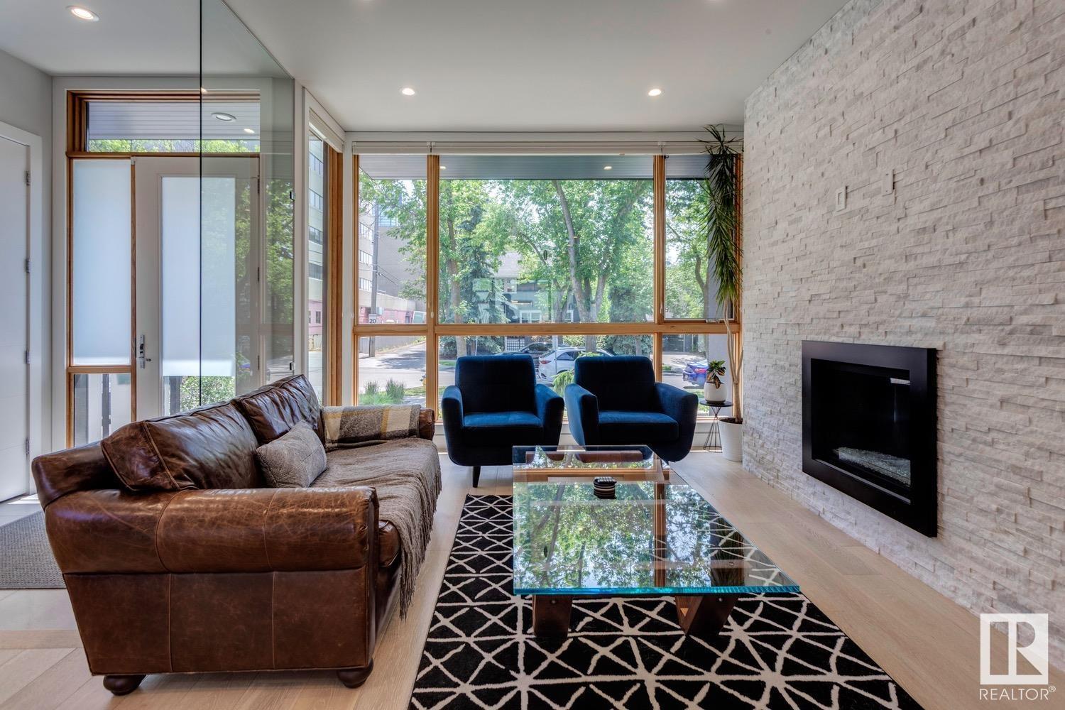 12420 103 AV NW