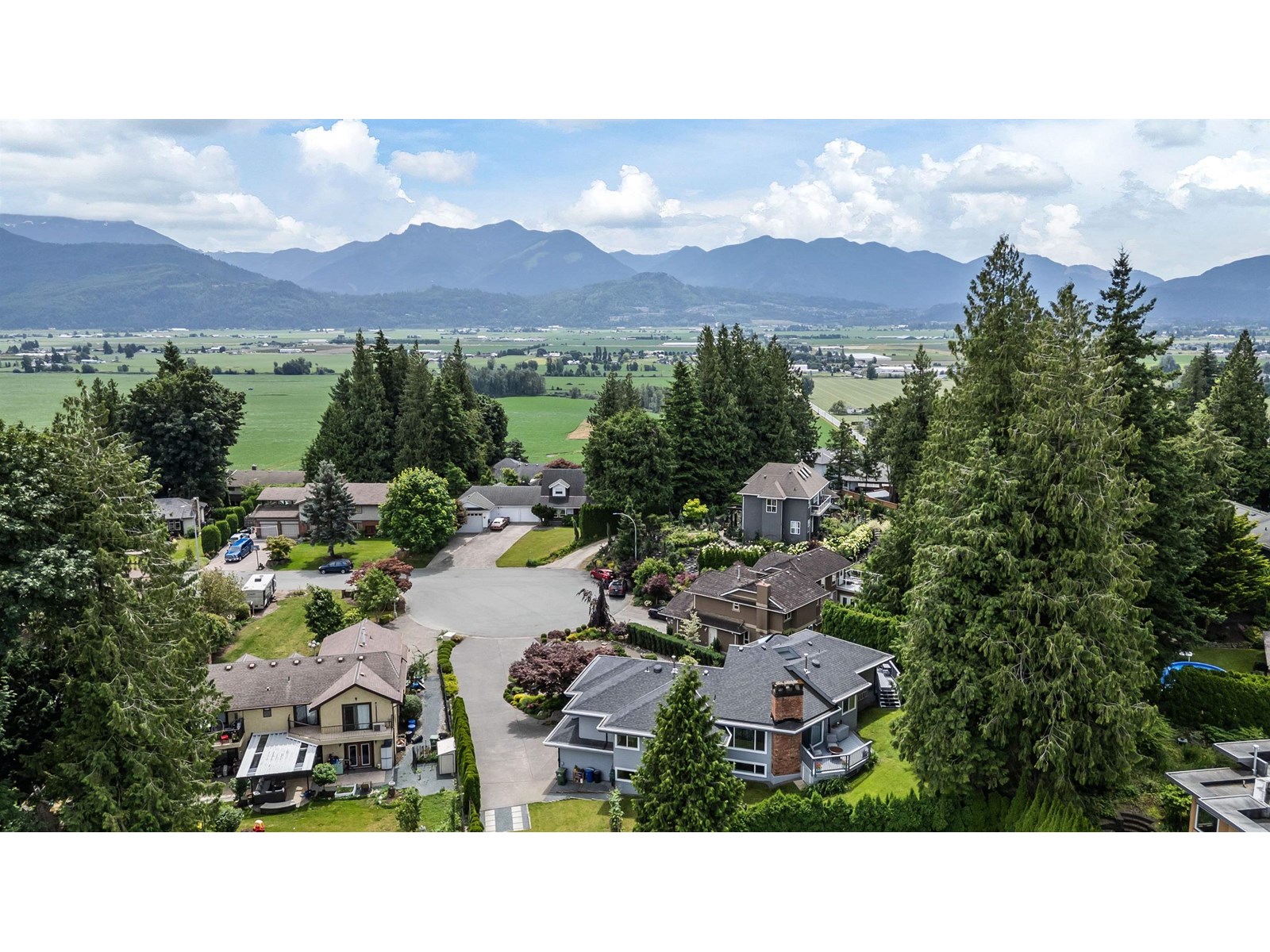 10023 EAGLE CRESCENT|Little Mountain