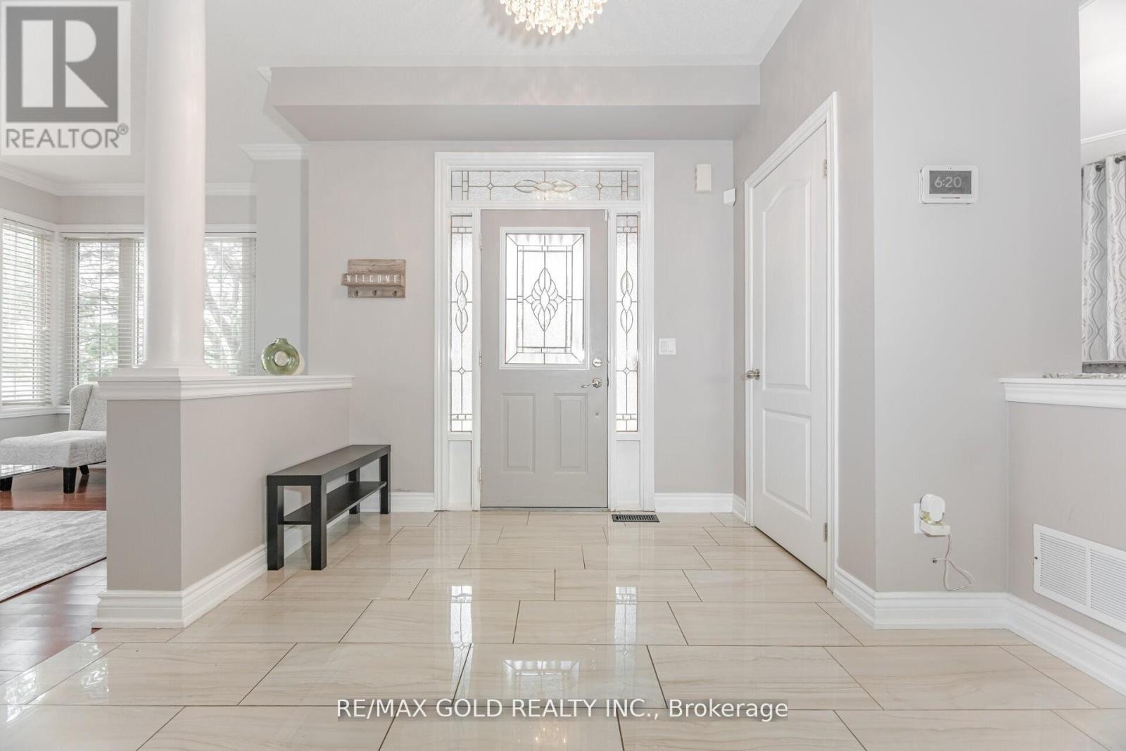 14 MARTINEAU ROAD