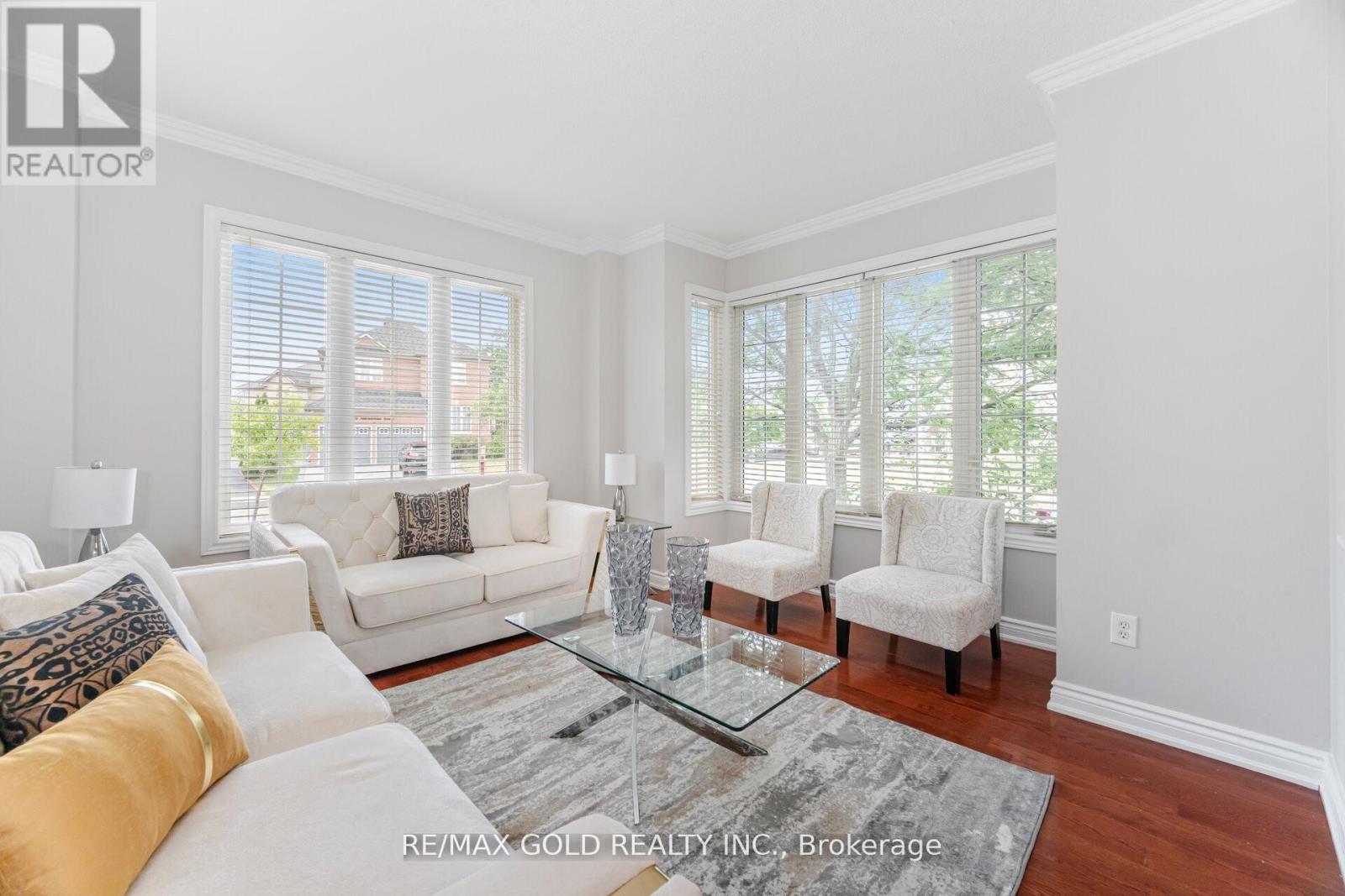 14 MARTINEAU ROAD