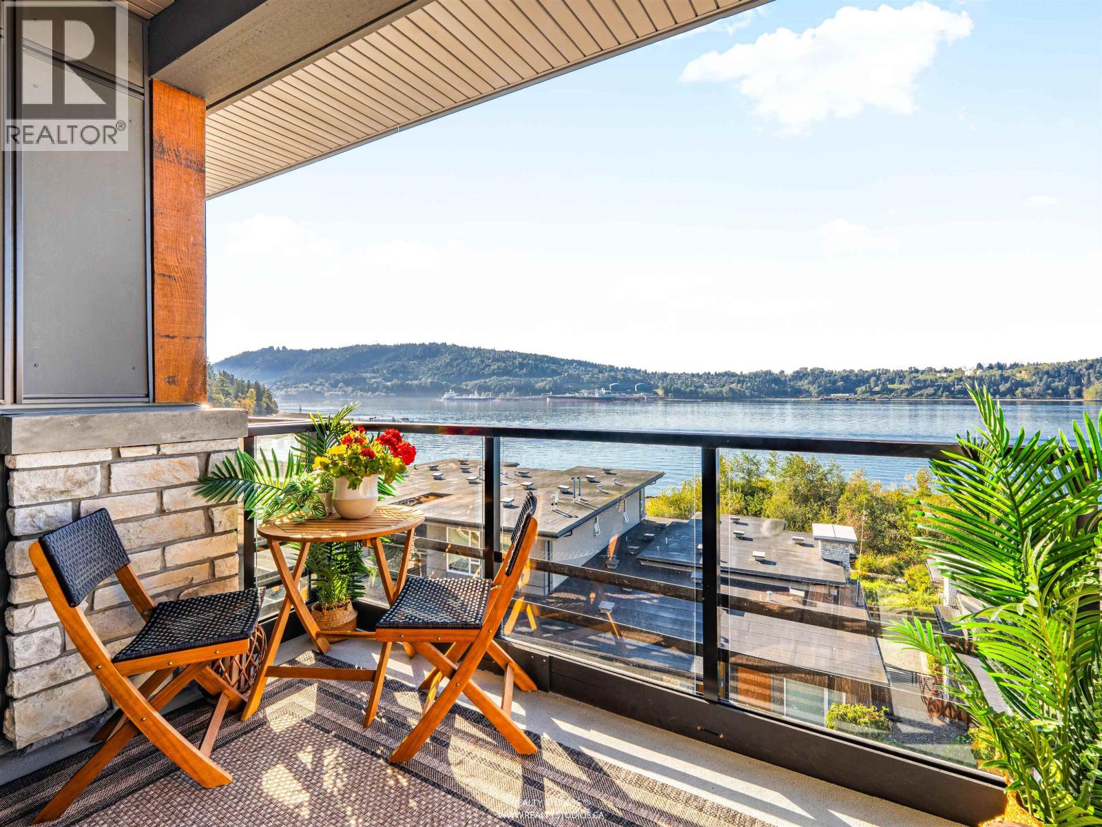 406 3873 CATES LANDING WAY