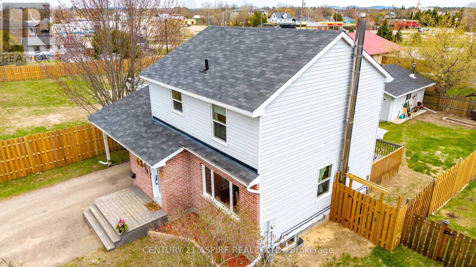 2A SELKIRK STREET