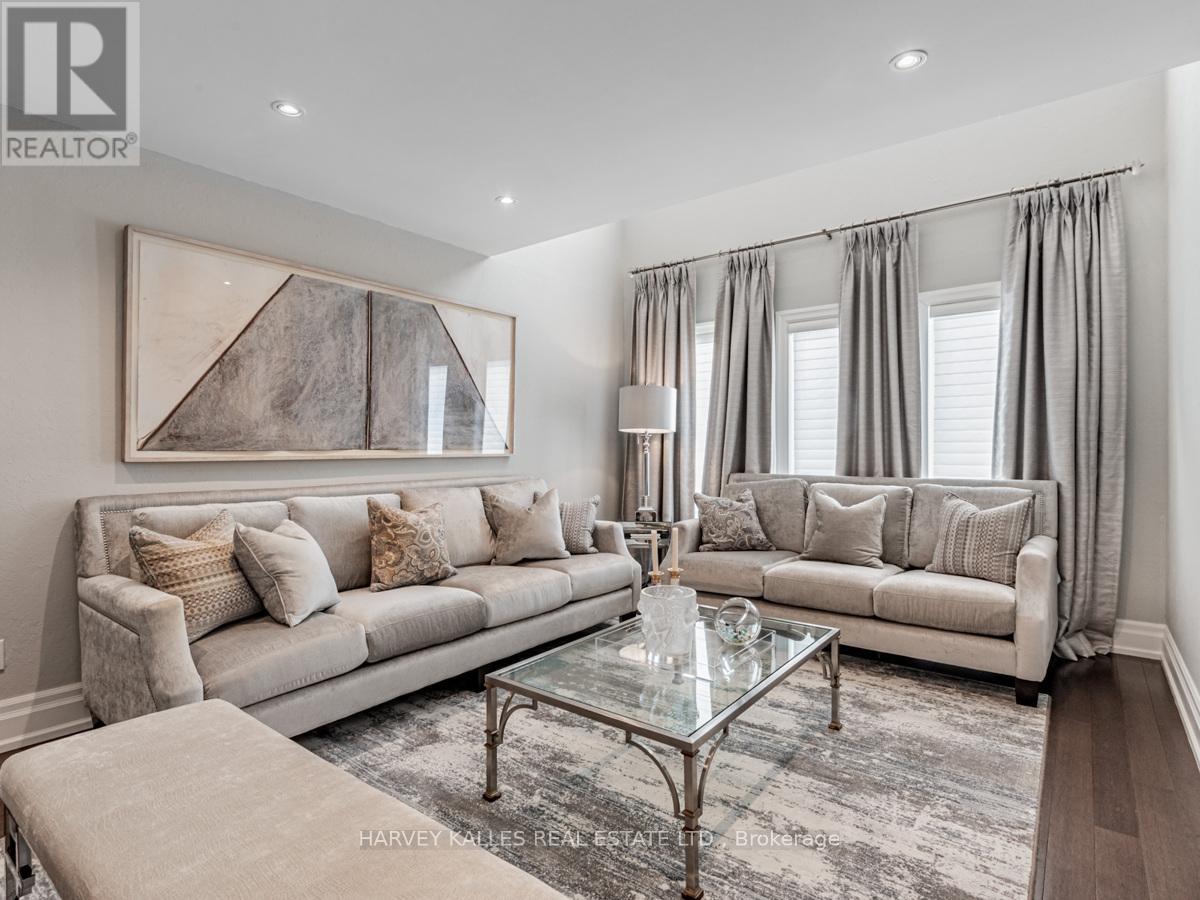 24 EDMUND SEAGER DRIVE