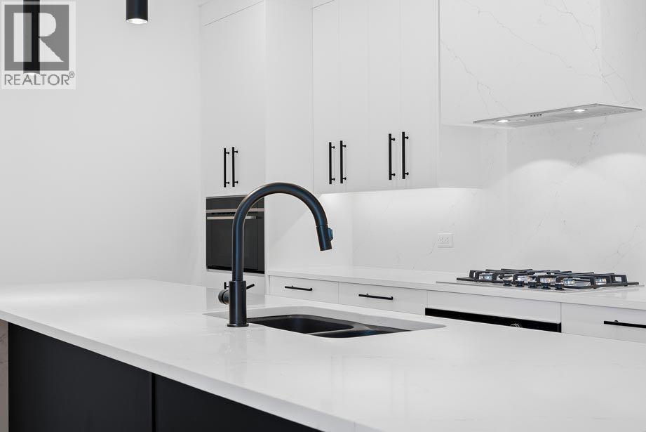 112, 835 78 Street SW