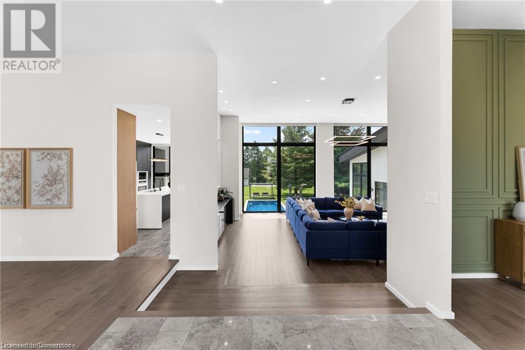 1448 MANNHEIM Road
