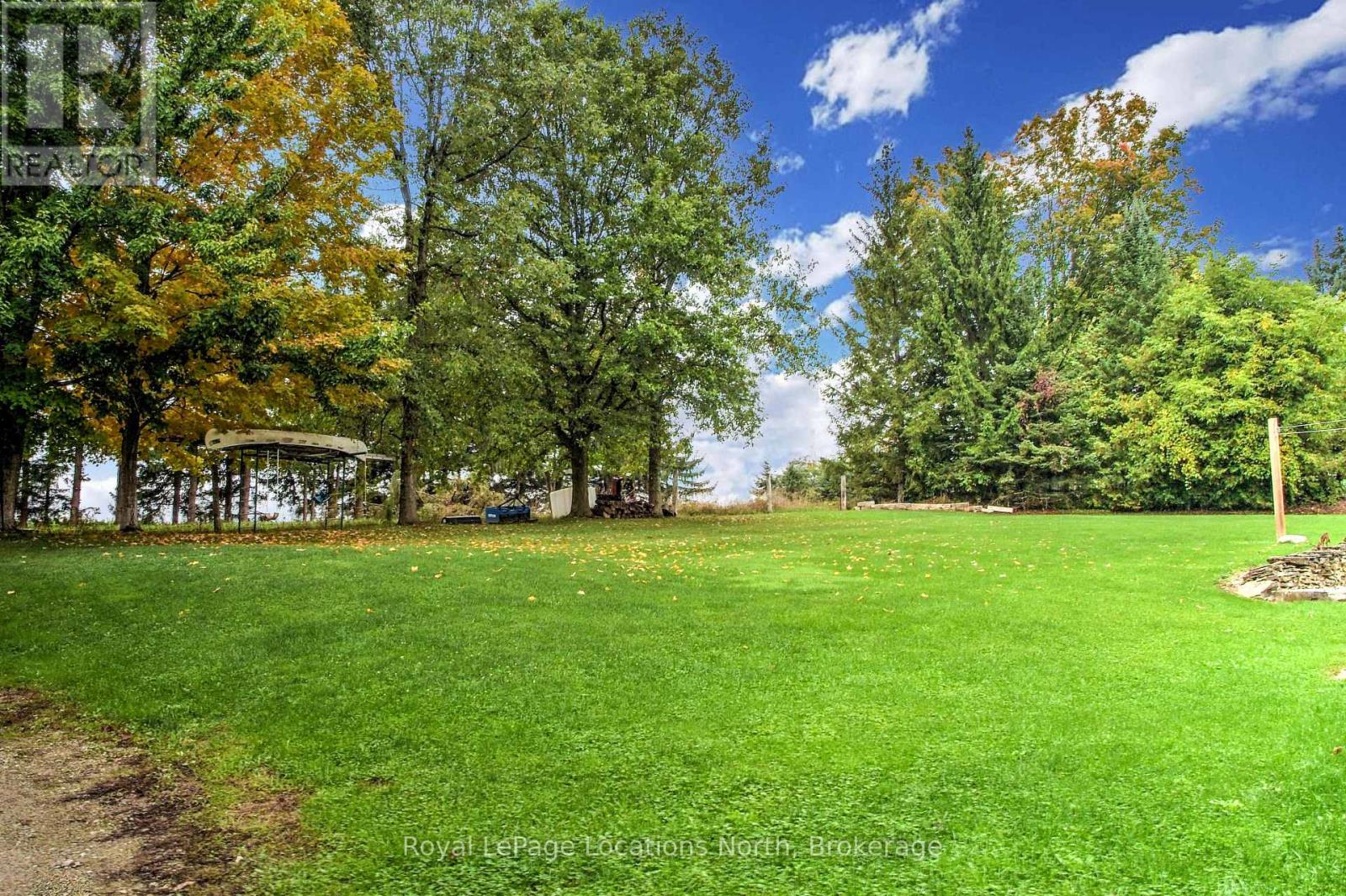 137794 GREY RD 12 ROAD S