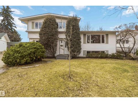 1034 ADAMSON CR Sherwood Park AB T8A1E3