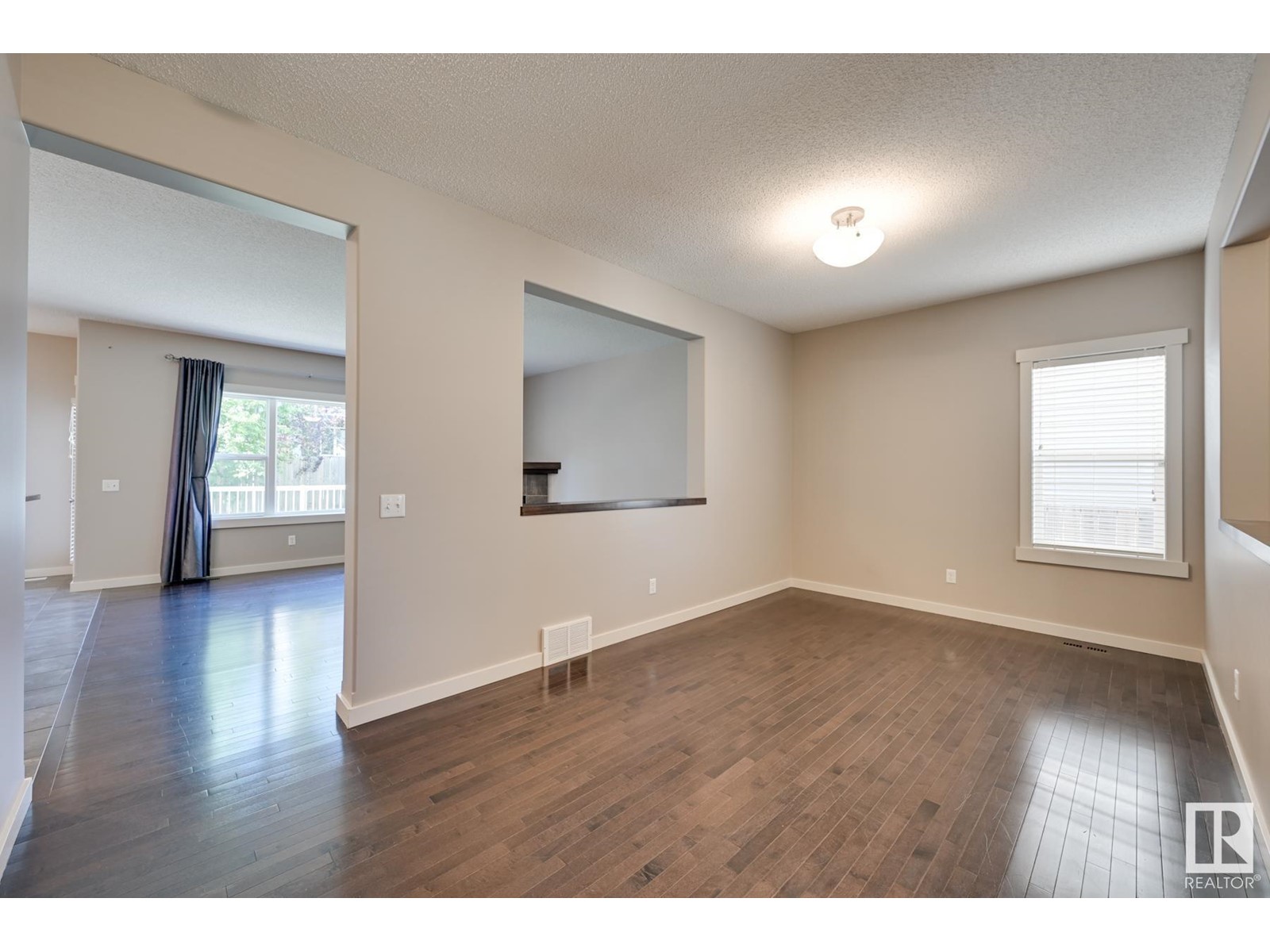 122 CAMPBELL DR