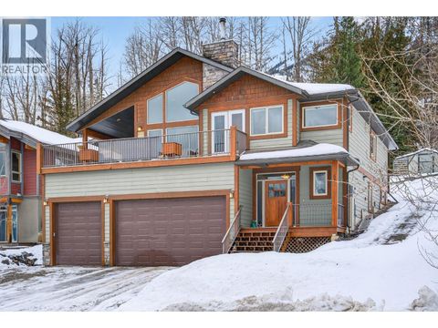 32 Aspen Crescent Fernie BC V0B1M5