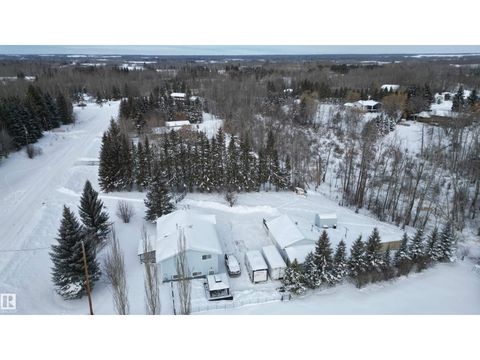4 2228 PARKLAND DR Rural Parkland County AB T7Y2L2