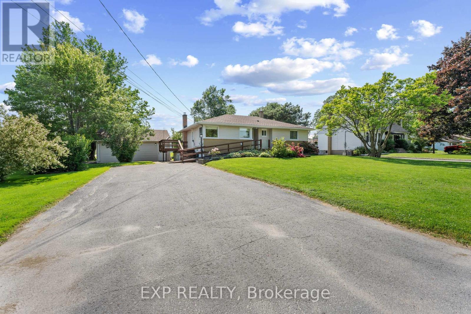 450 CORONATION BOULEVARD