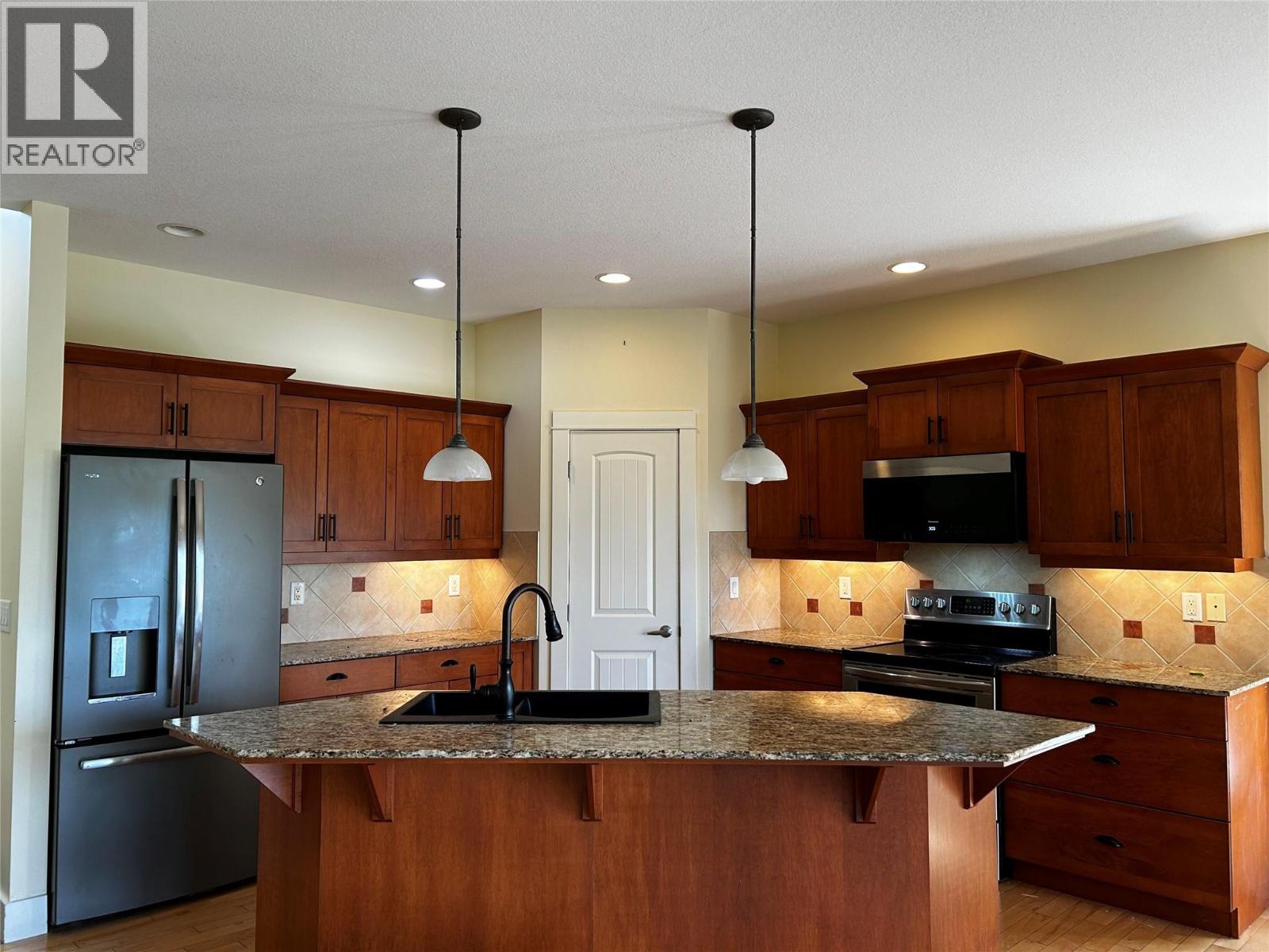 901 Middleton way Road Unit# 113 Lot# 13