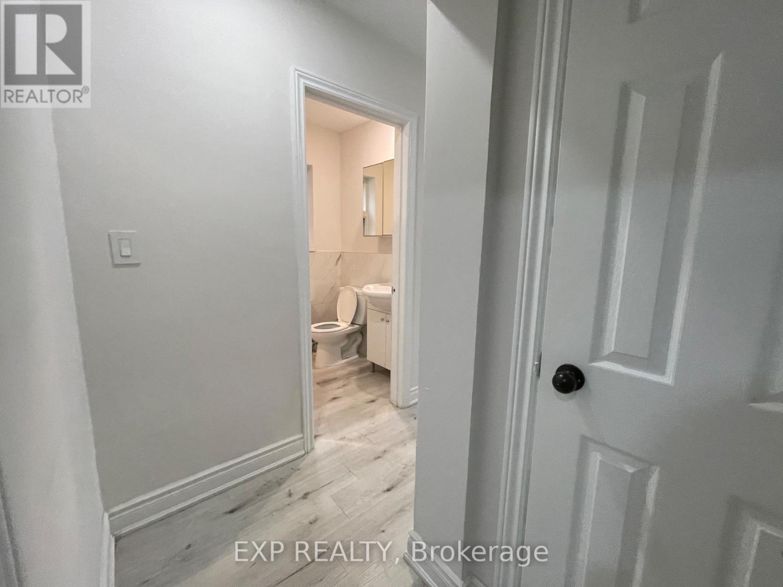 1 - 259 LAKESHORE ROAD E