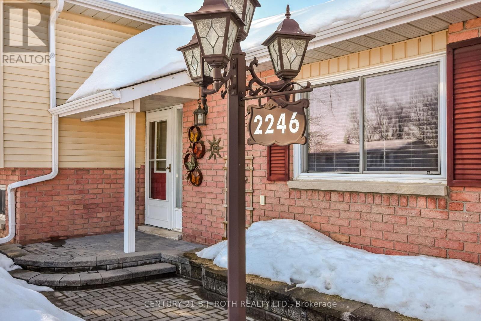 2246 RICHARDSON STREET