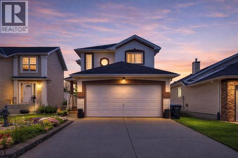 83 Bridlecreek Heath SW Calgary AB T2Y3N5