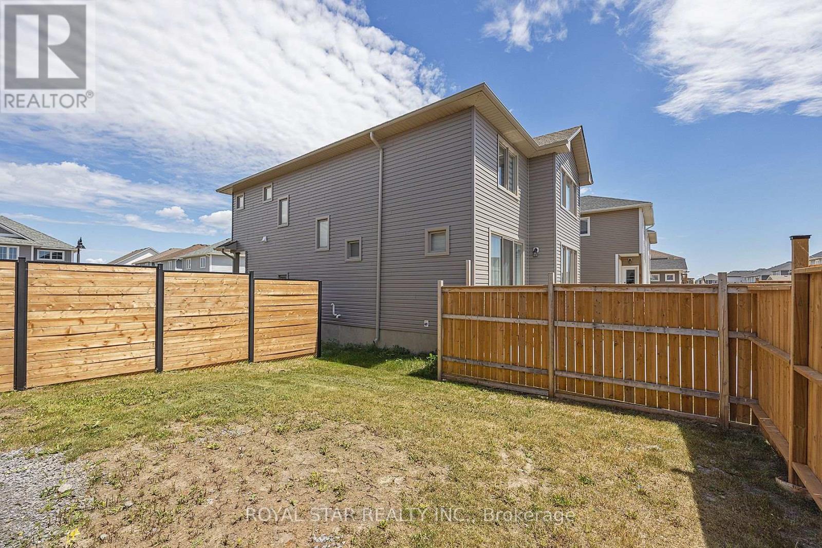 498 BETH CRESCENT