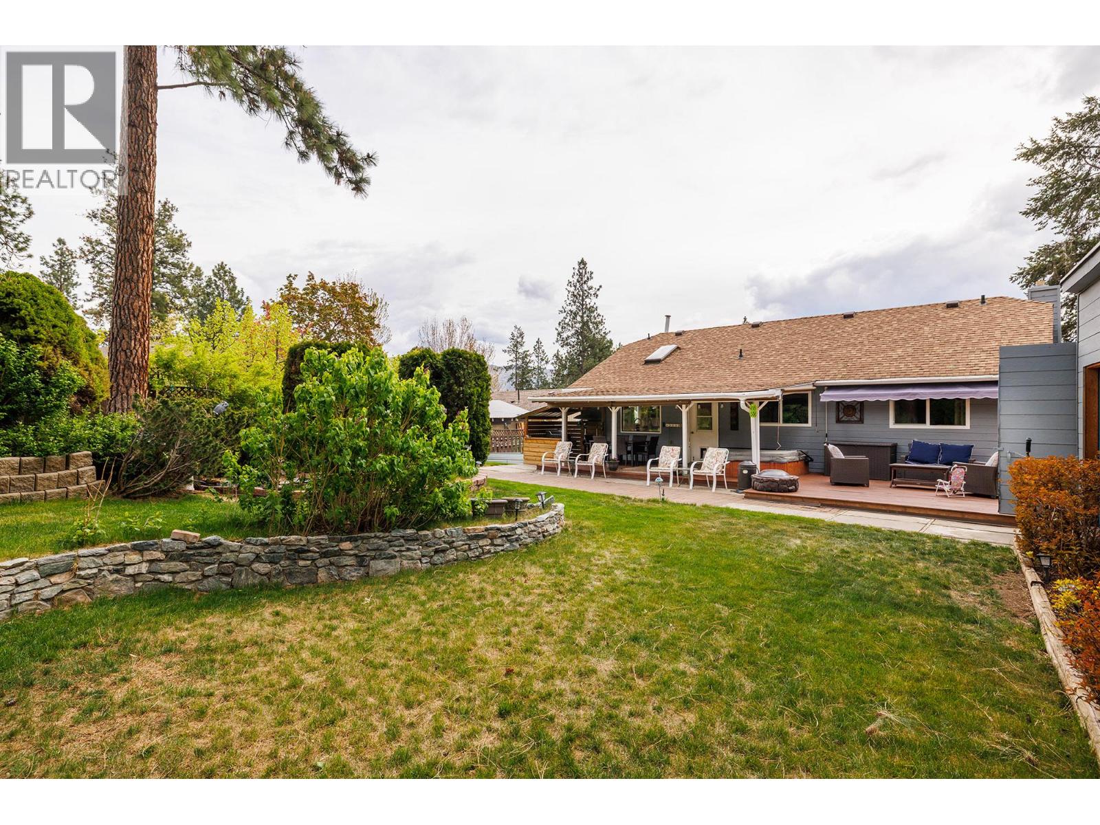 3944 Trepanier Heights Avenue