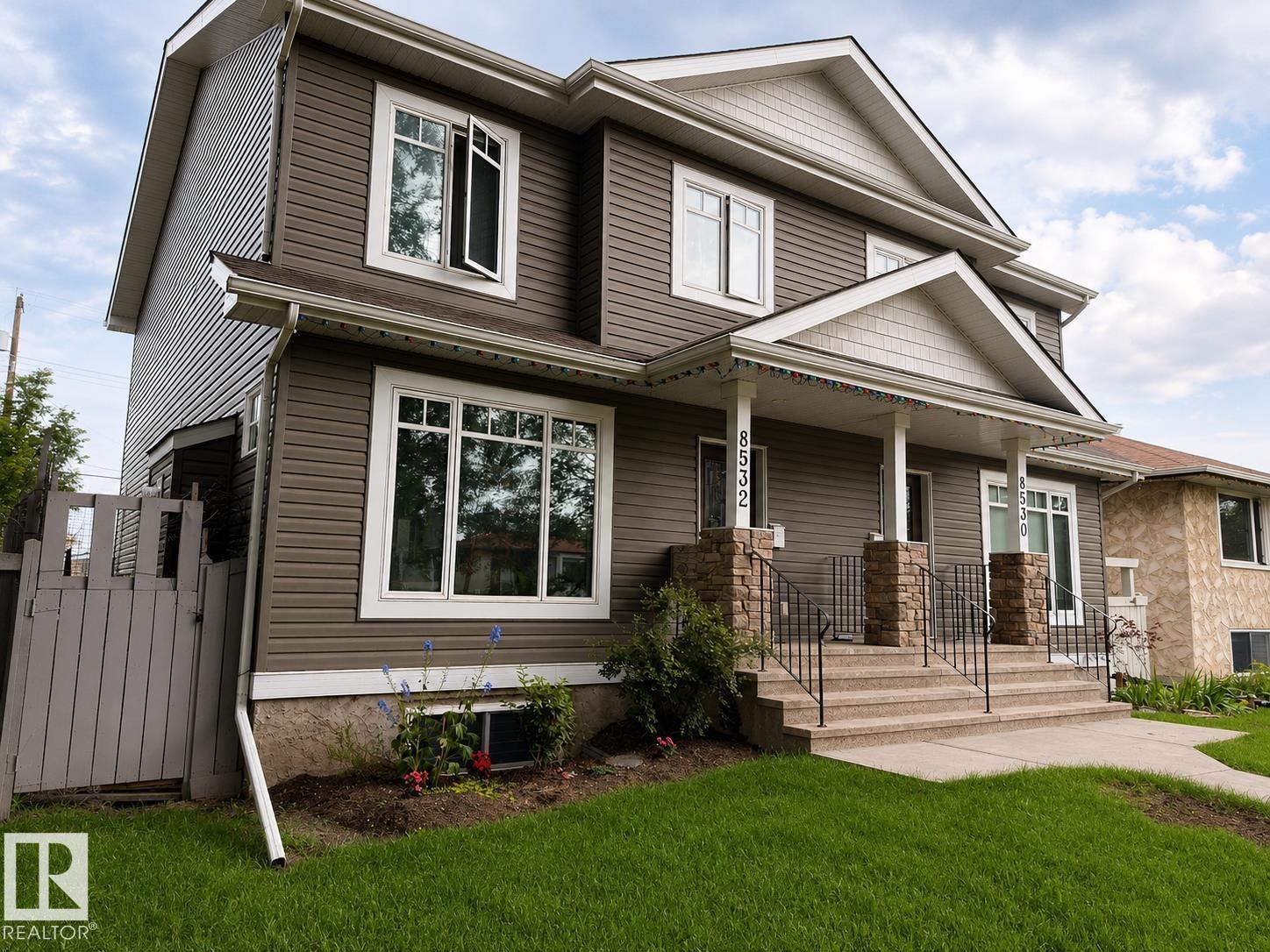 8530 76 AV NW