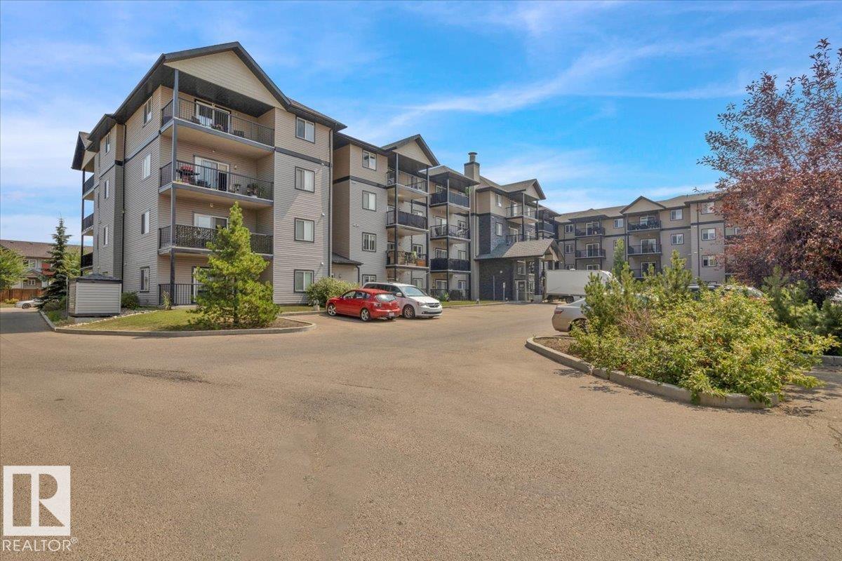 #219 14808 125 ST NW