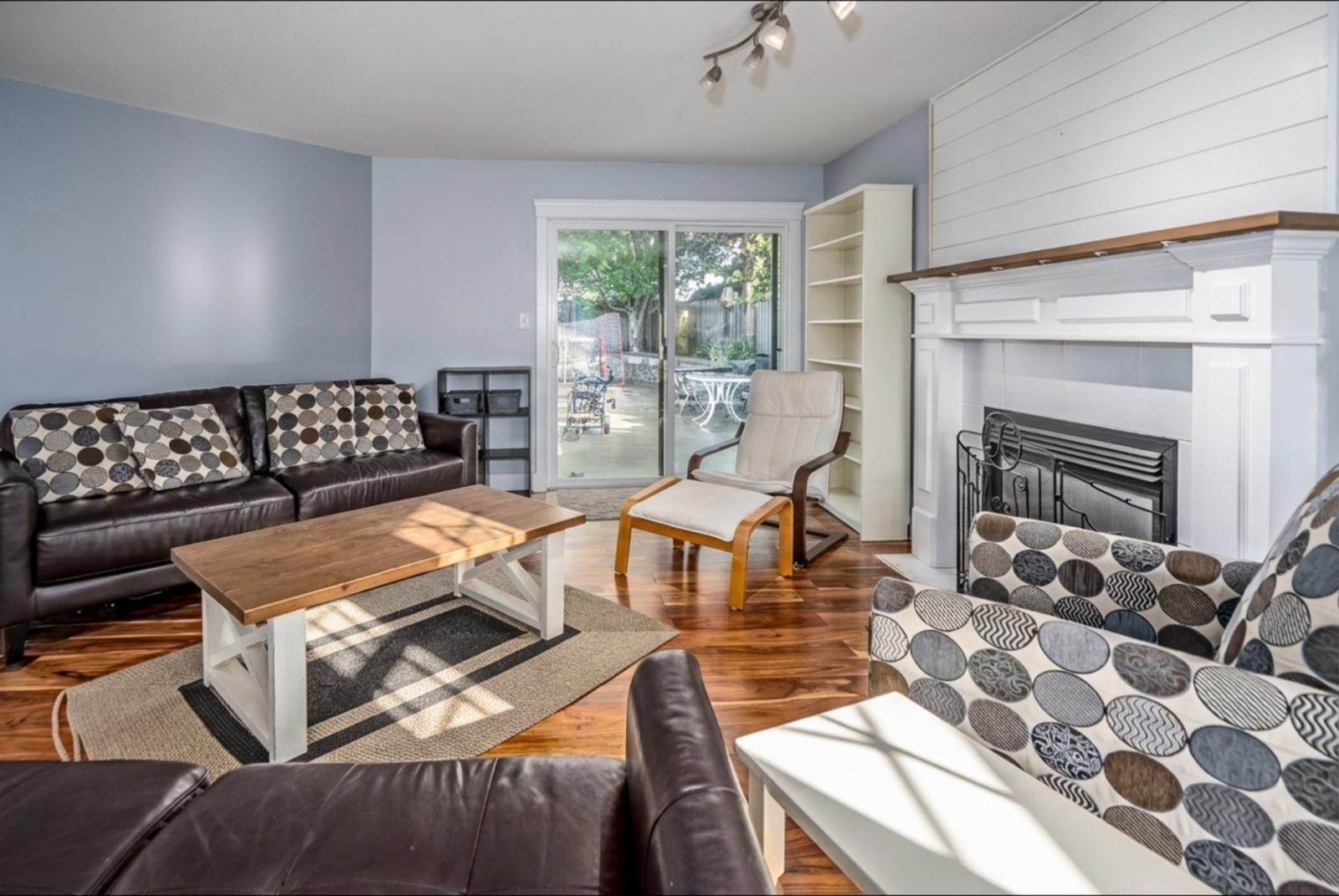 35452 STRATHCONA COURT