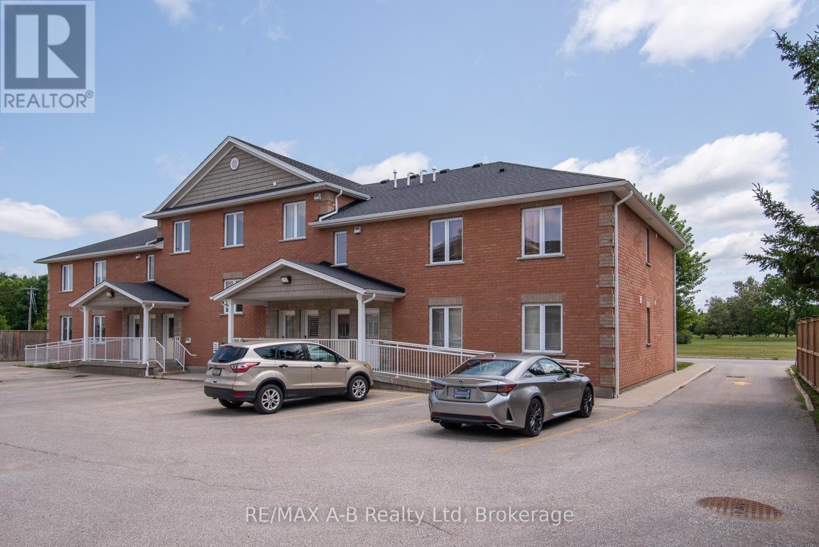 1 - 148 BORDEN STREET