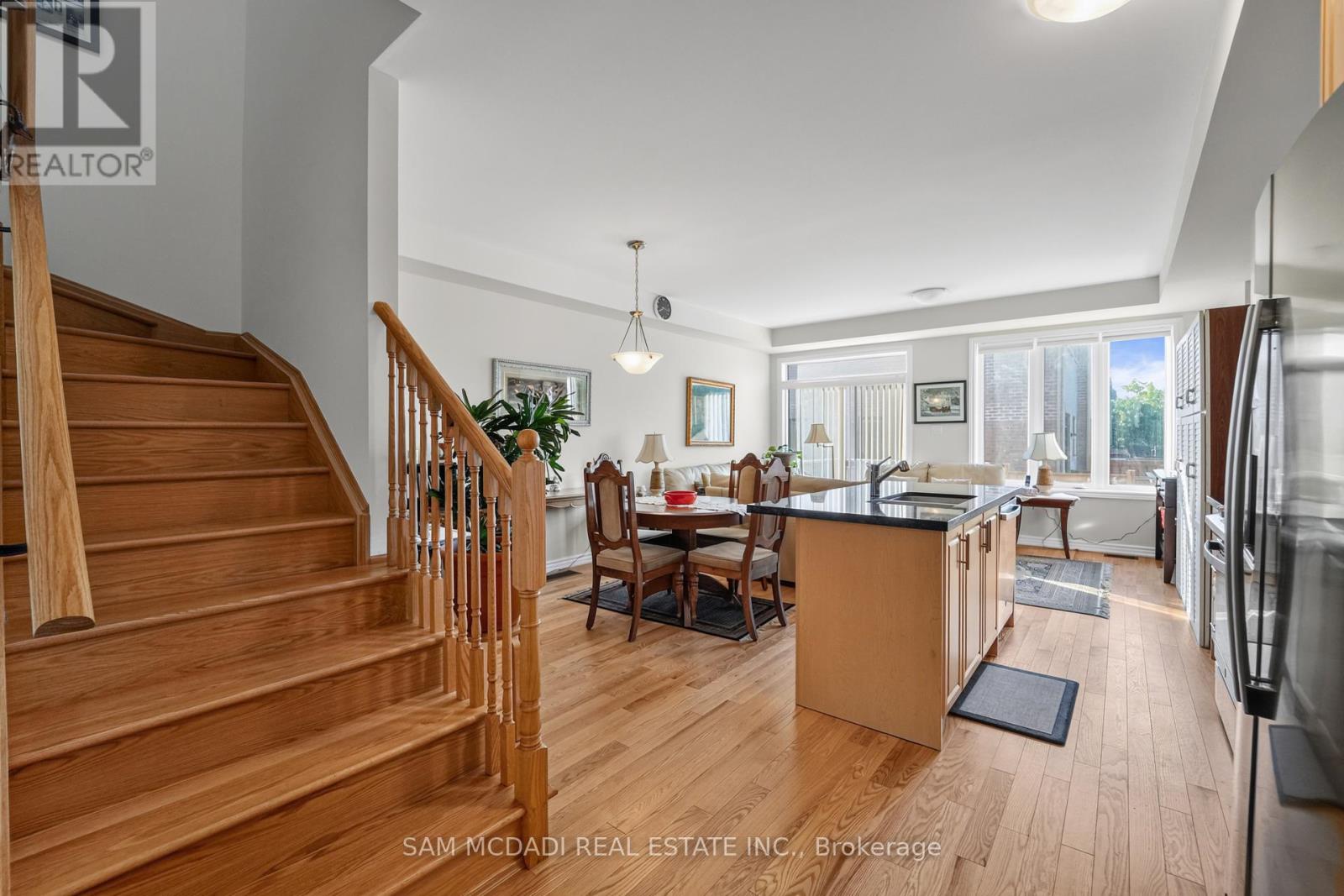 1402 ALMONTE DRIVE