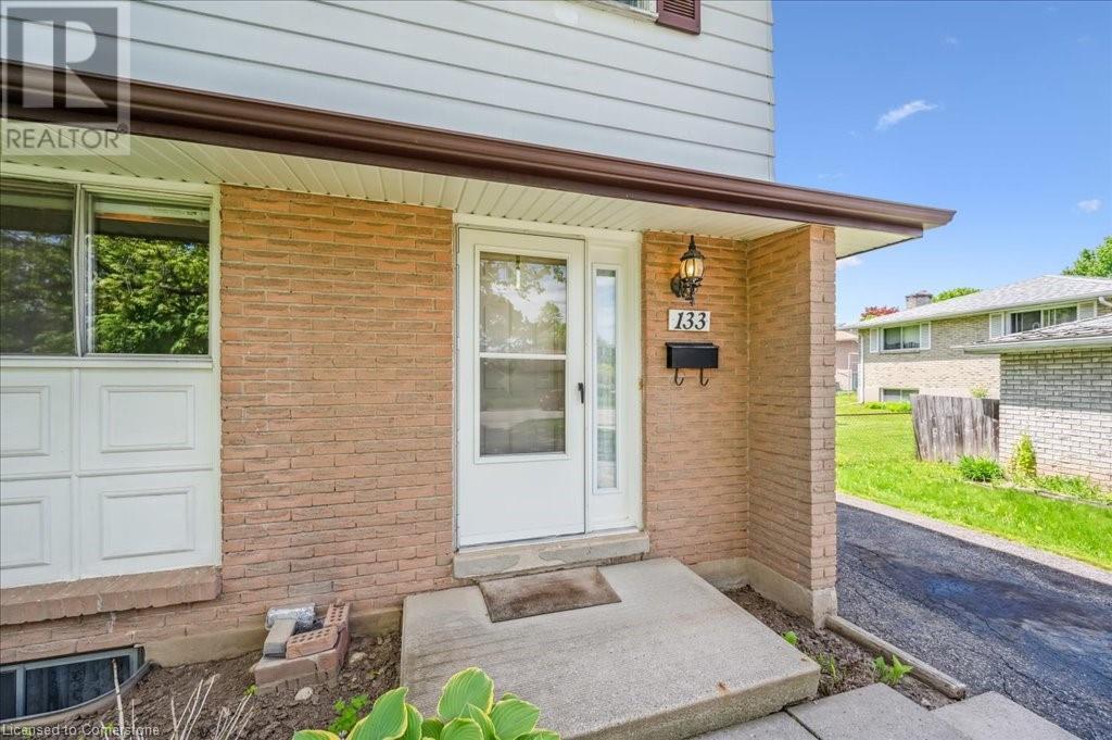 133 INGLESIDE Drive