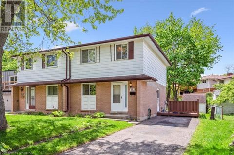 133 INGLESIDE Drive Kitchener ON N2M2G9