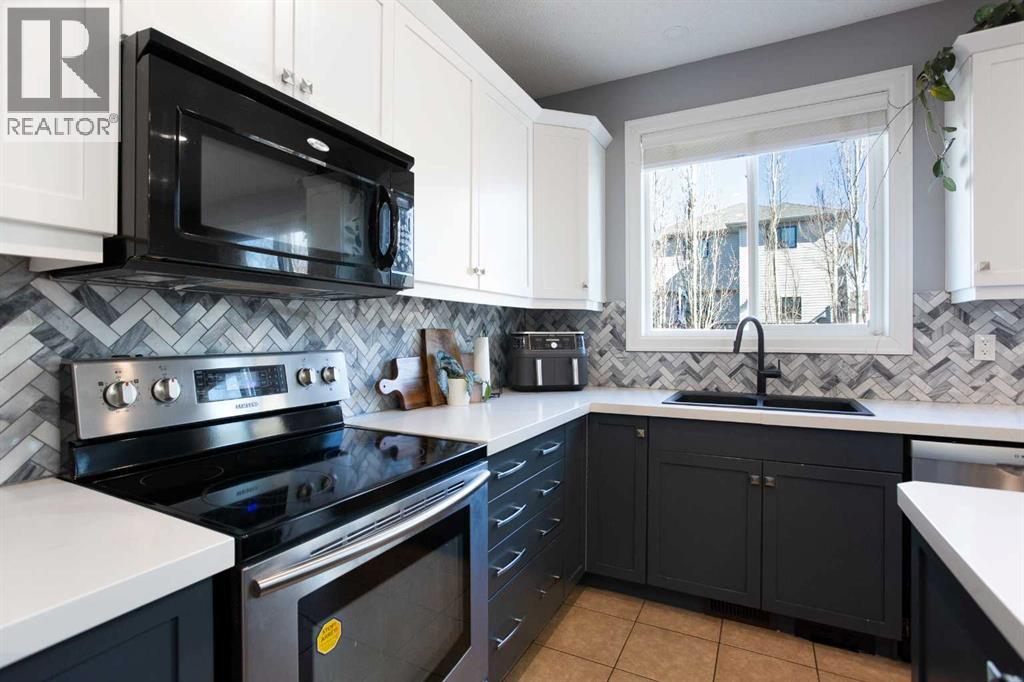 2016 Windsong Drive SW