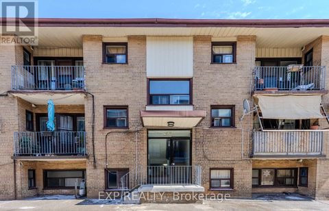 41 WASDALE CRESCENT Toronto (Englemount-Lawrence) ON M6A1W9