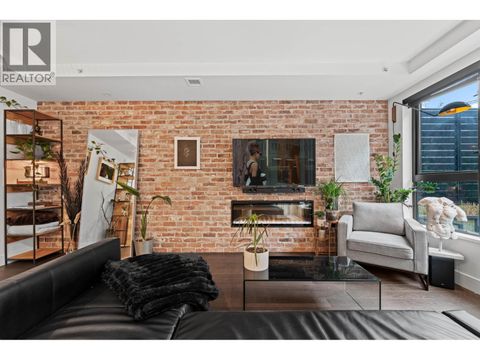 2726 SPRING STREET Port Moody BC V3H0K7