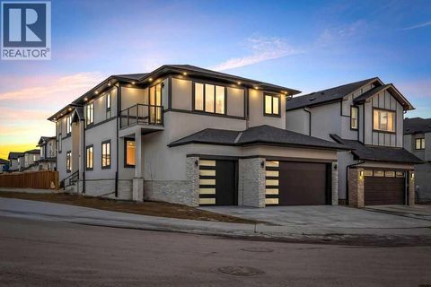 95 Saddlepeace Way NE Calgary AB T3J2J5
