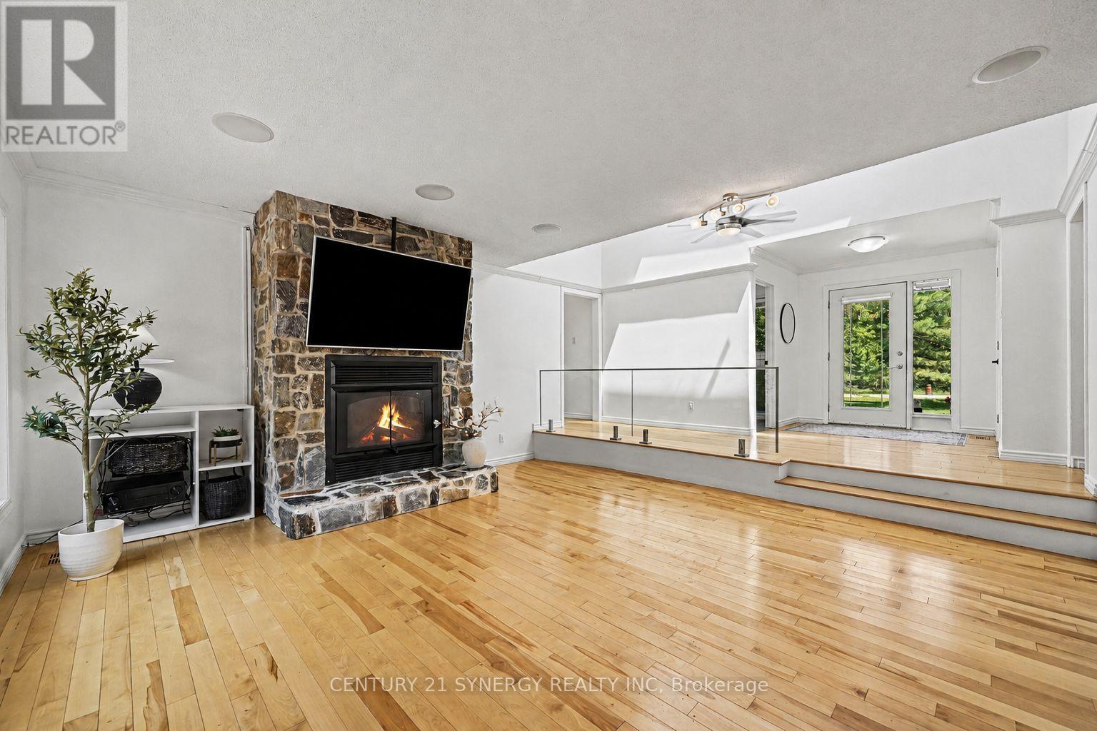 105 IRONWOOD COURT