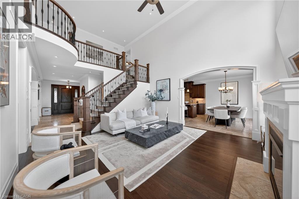 325 DEERFOOT Trail