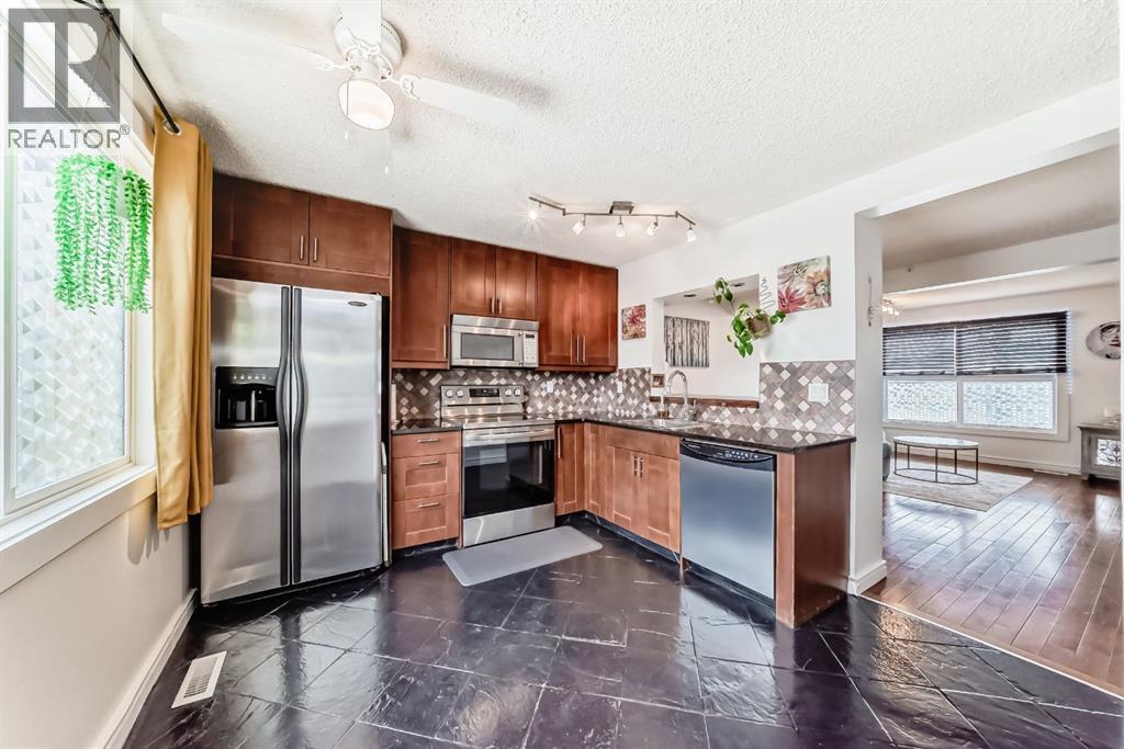 534 Woodbine Boulevard SW