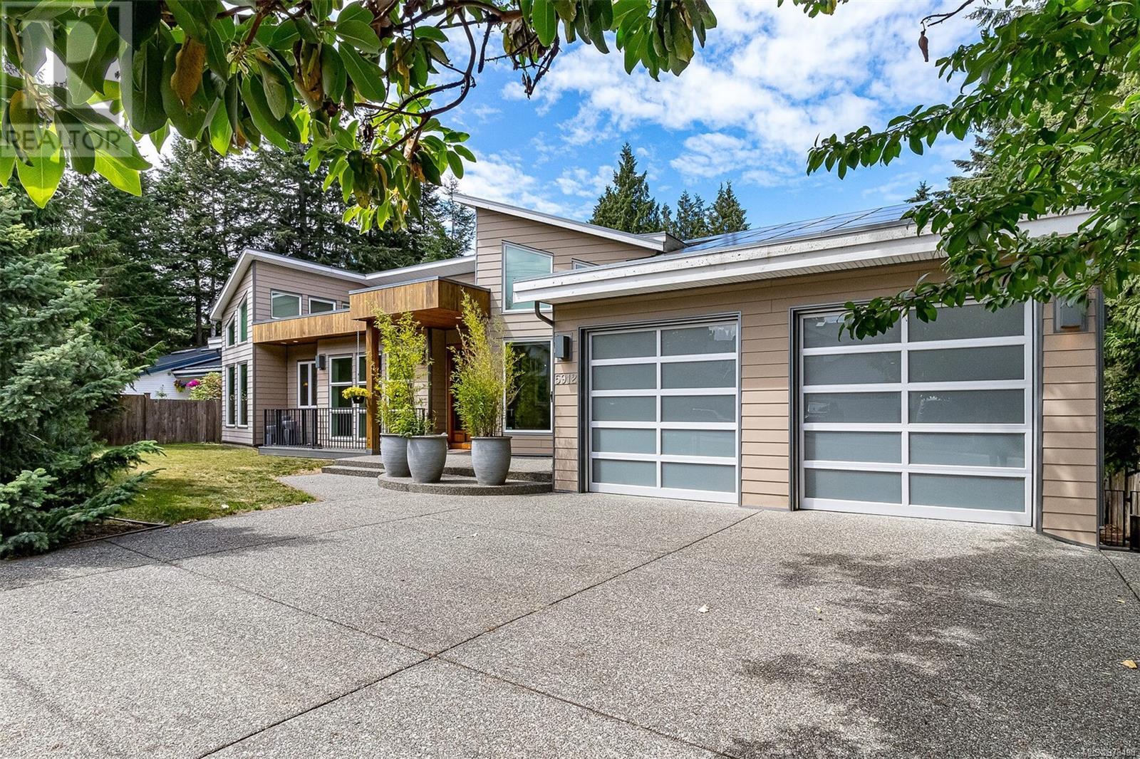 5912 Waldbank Rd