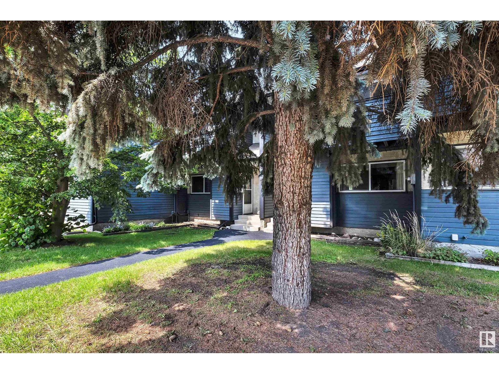 #103 81 GRANDIN RD