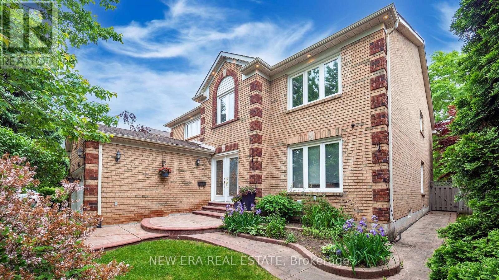 2156 LUMBERMAN LANE