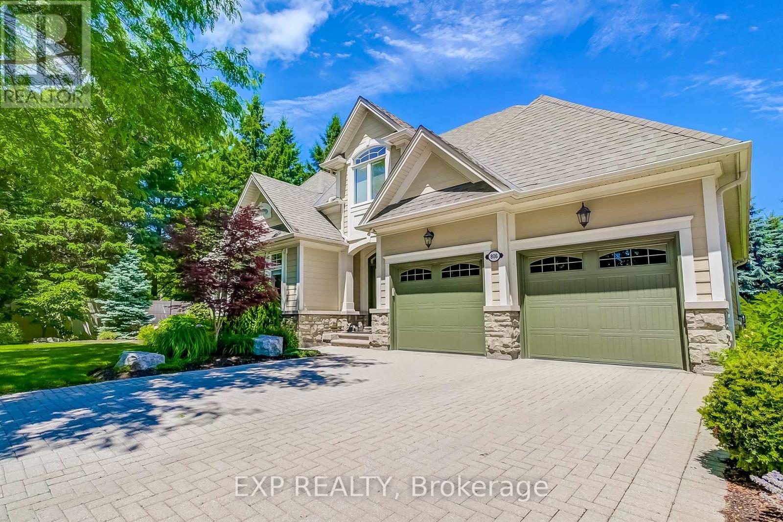 806 HIDDEN GROVE LANE