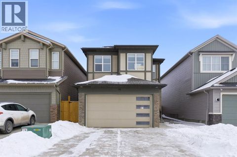 14 Belvedere Point SE Calgary AB T2A7G1