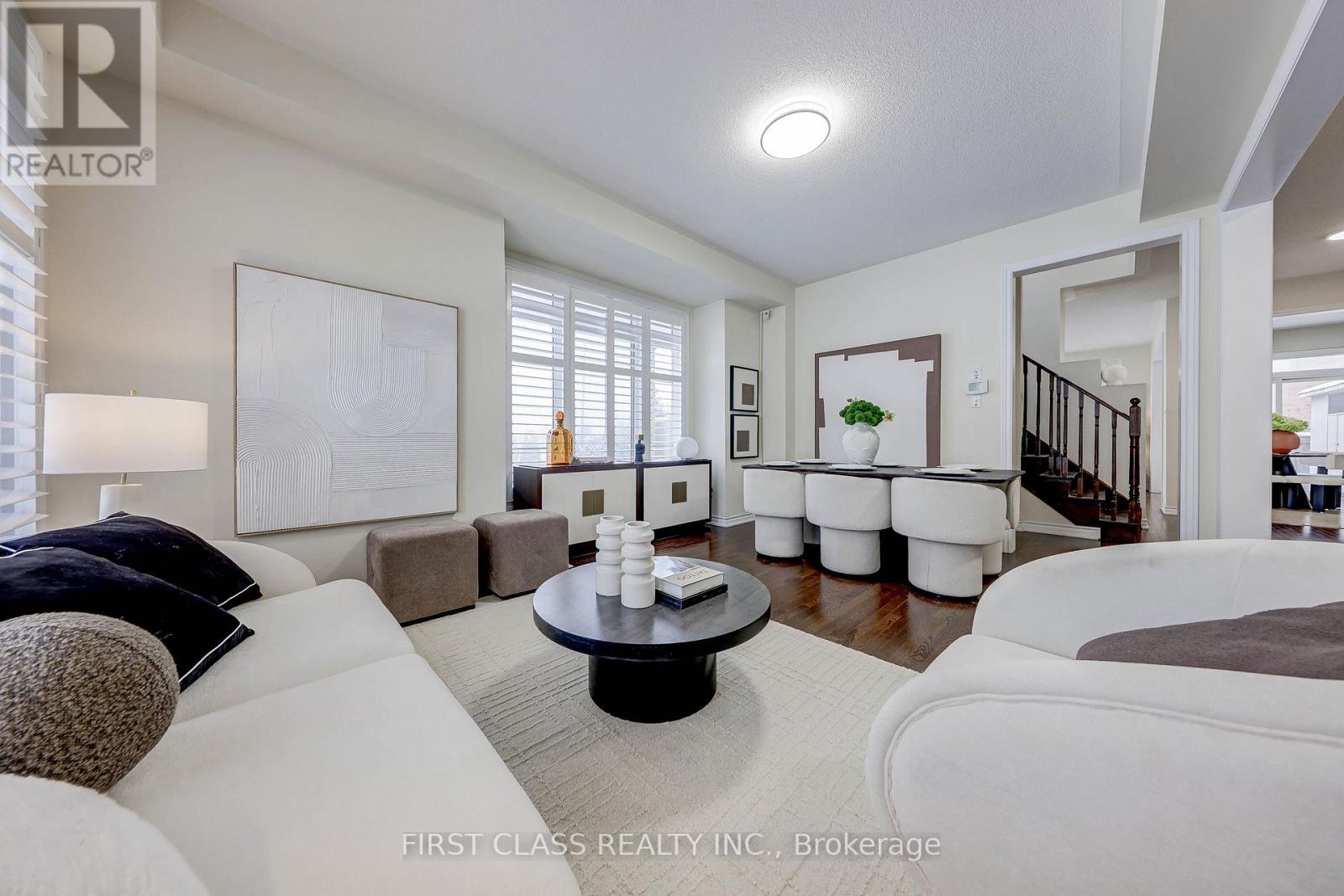 2 JAMES PARROTT AVENUE