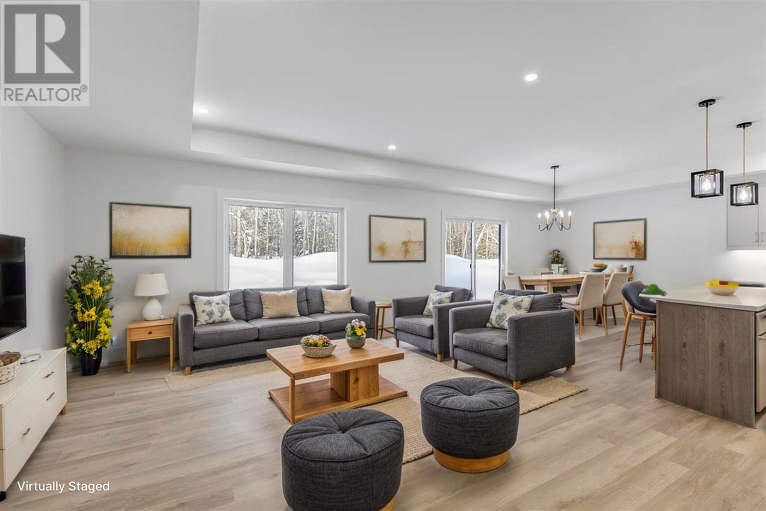 36 Sherwood PKWY