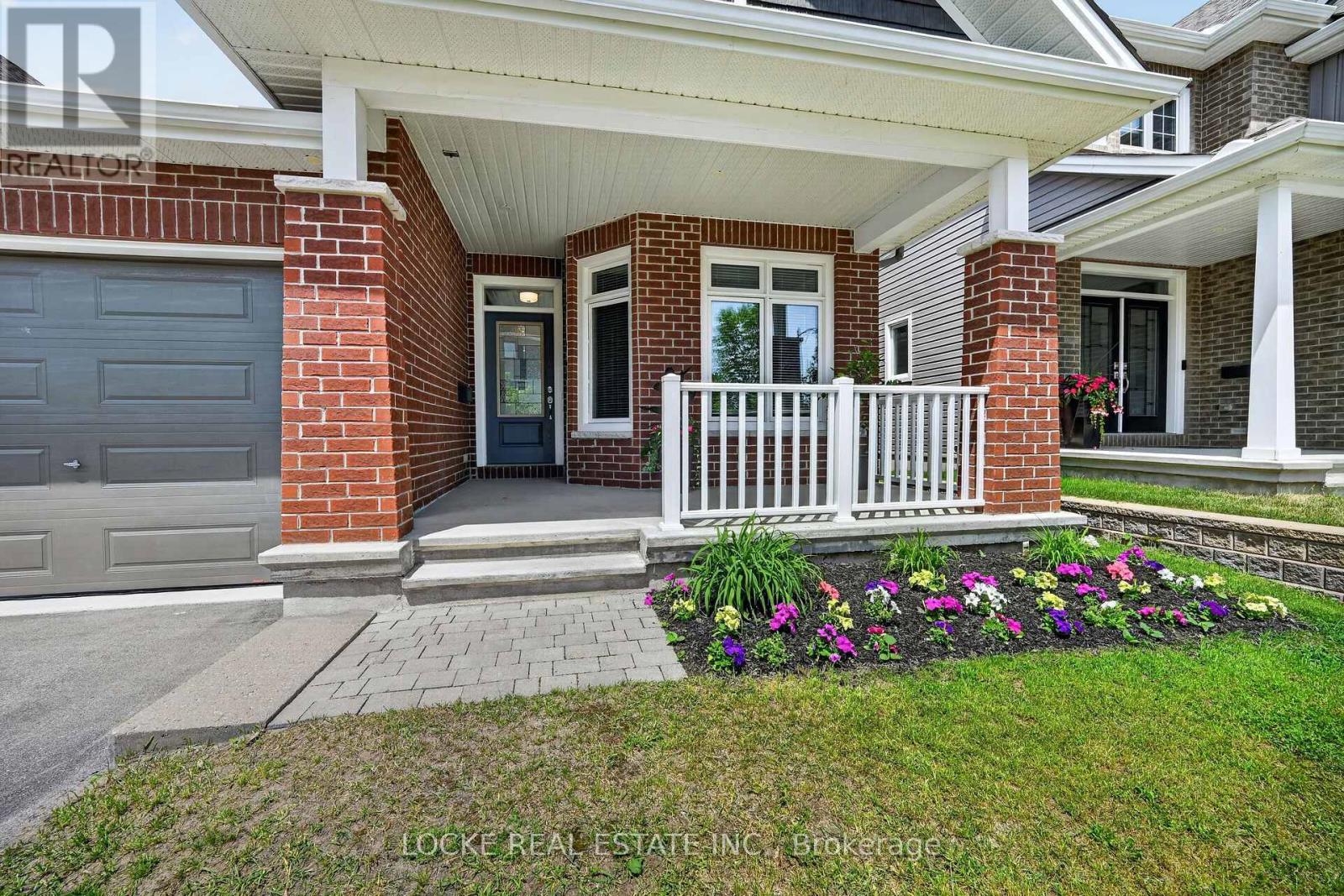 639 BAIE-DES-CASTORS STREET