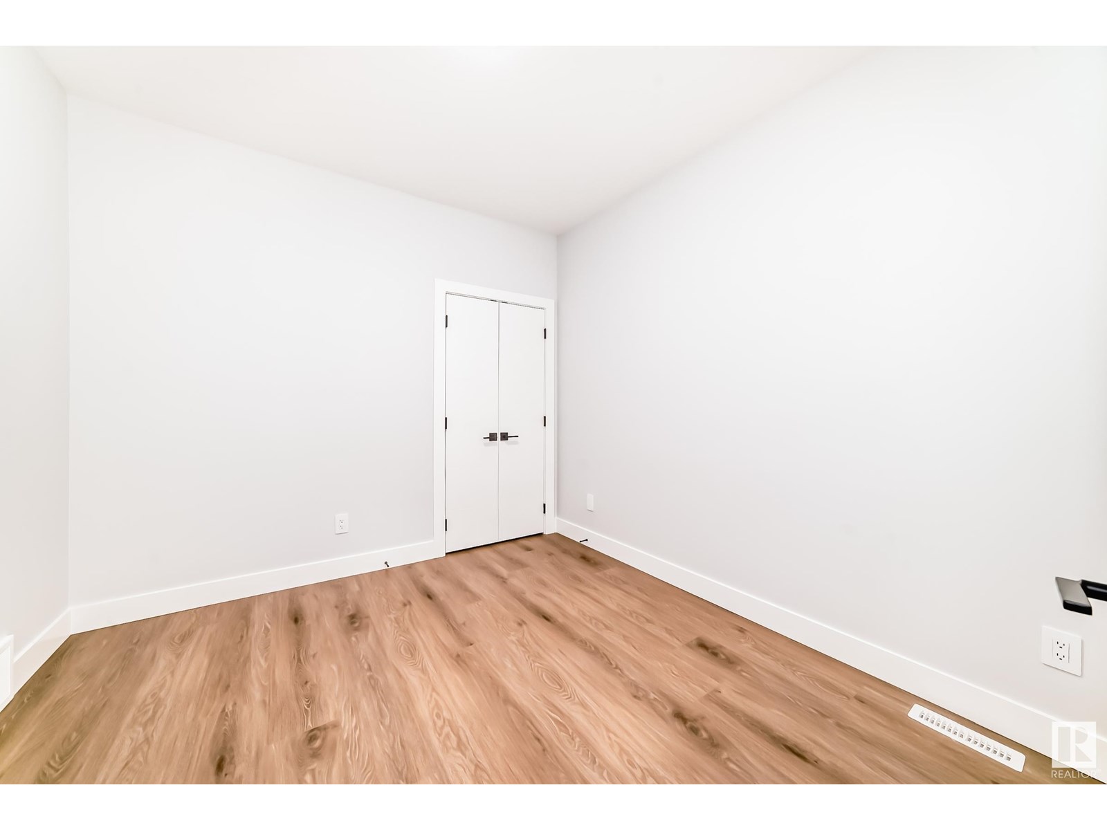 59 Waverly WY