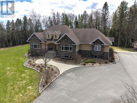 Property photo of 791 Hilldale Rd, Thunder Bay, ON P7g1z9