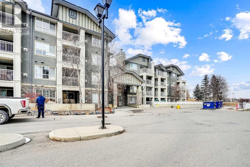 250, 35 Richard Court SW