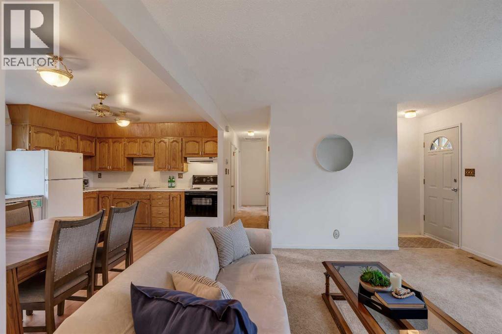 219 Tache Avenue NW
