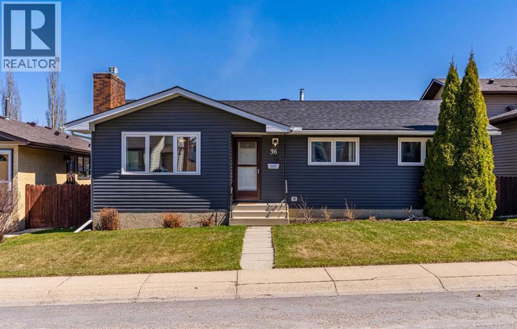 36 Bearberry Crescent NW