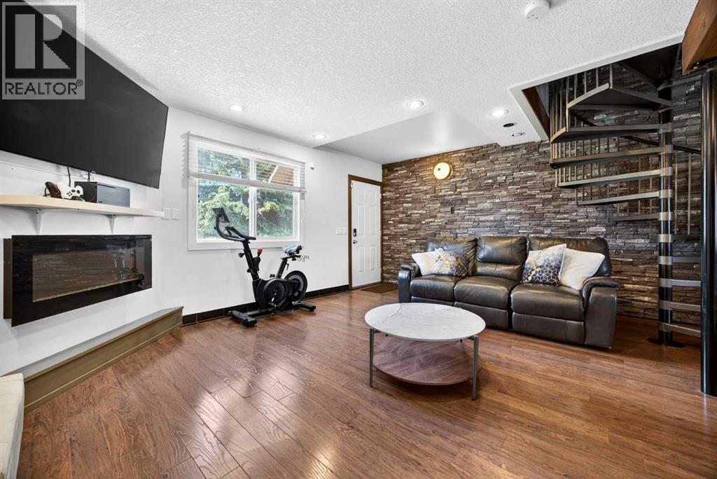 173 Templehill Drive NE