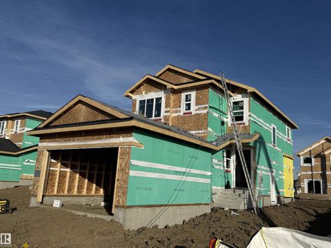 11 REDBUD WY St. Albert AB T8N8E7